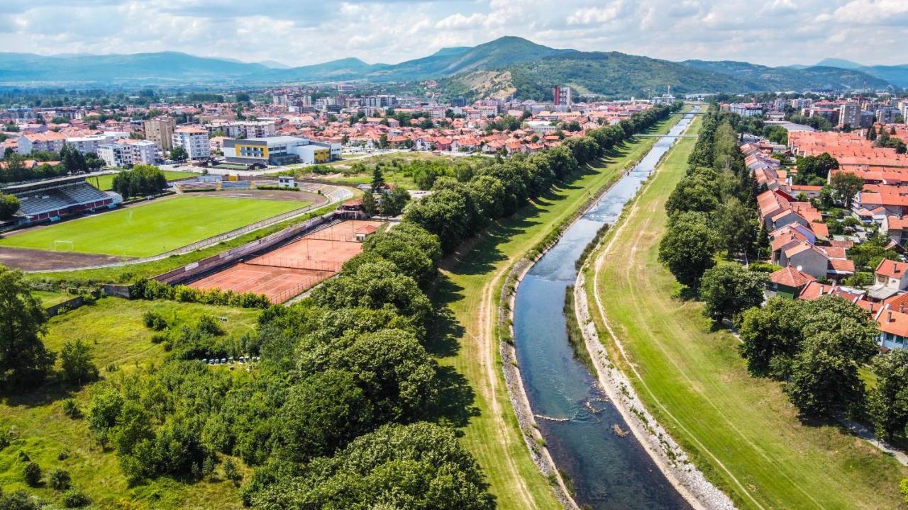 Apartman Maca Pirot Exterior foto